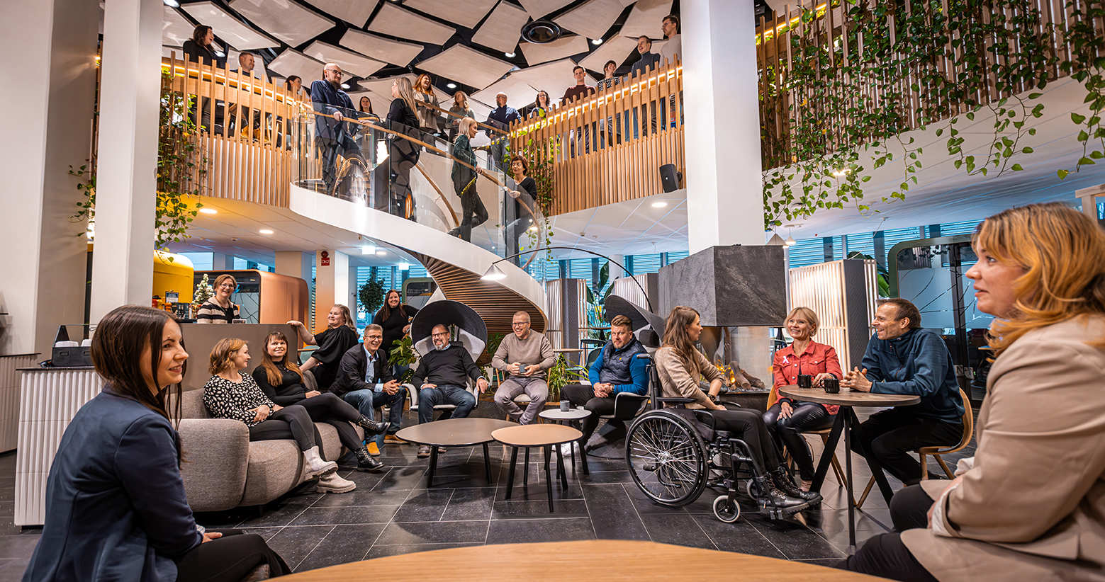 Novapoliksen henkilöstön yhteiskuva.