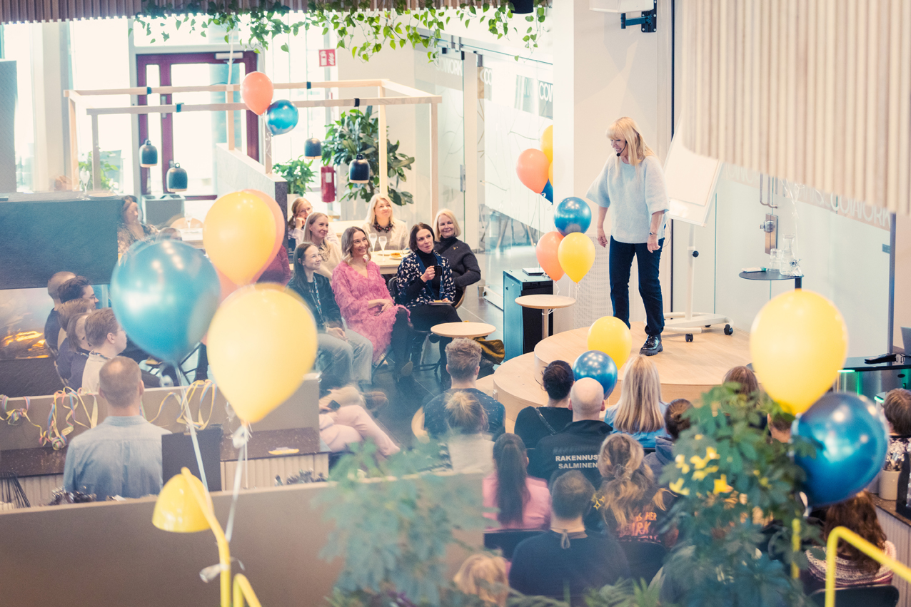 novapolis-kevatjuhlakuva-akseli-muraja